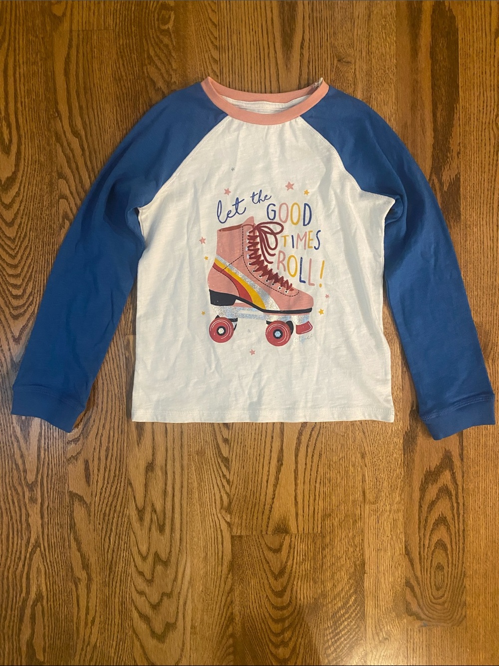 NWT FatFace crew neck long sleeve graphic tee shirt roller skating skates 7/8